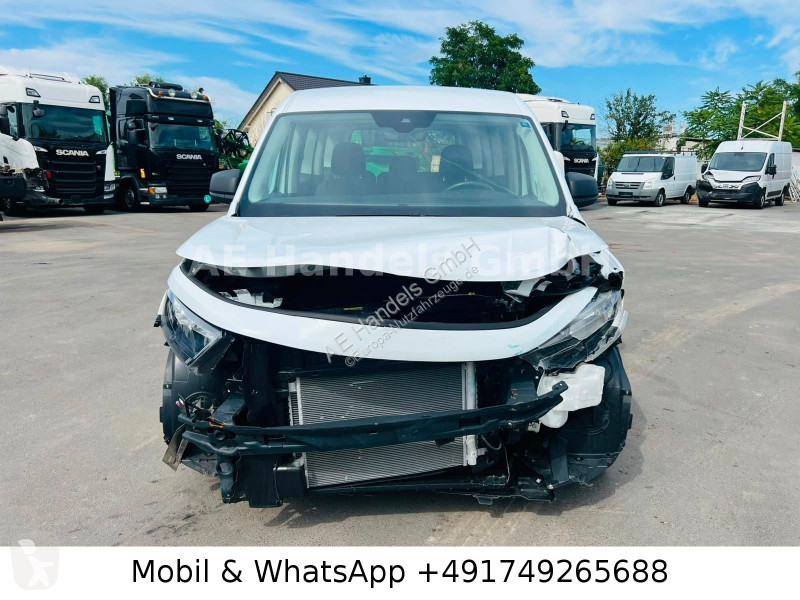 عربة نفعية Ford Grand  2.0 Trend *Tempomat/Alu