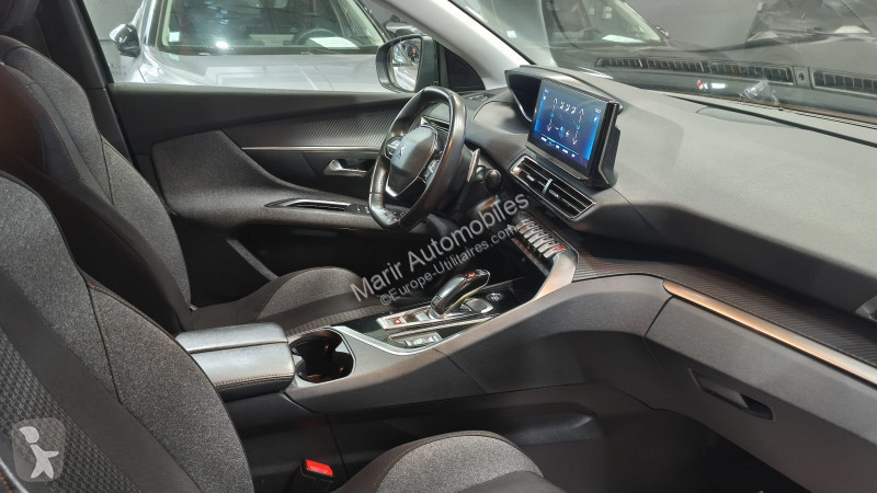 Véhicule utilitaire Peugeot