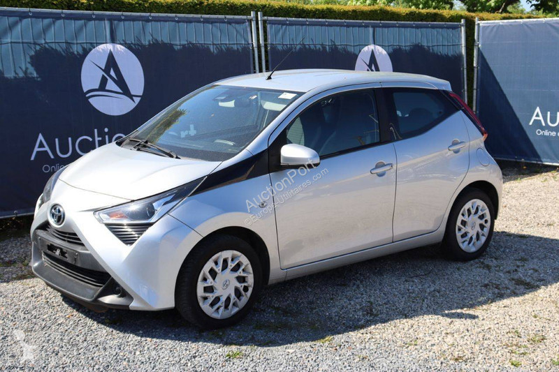 Autoutilitară Toyota