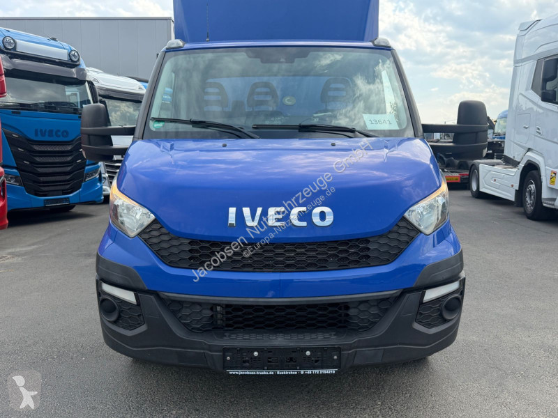 عربة نفعية Iveco 40c17 + Veldhuizen P33-2...