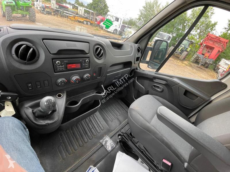 Renault CAISSE CARREE L3H2 MASTER DCI 130...