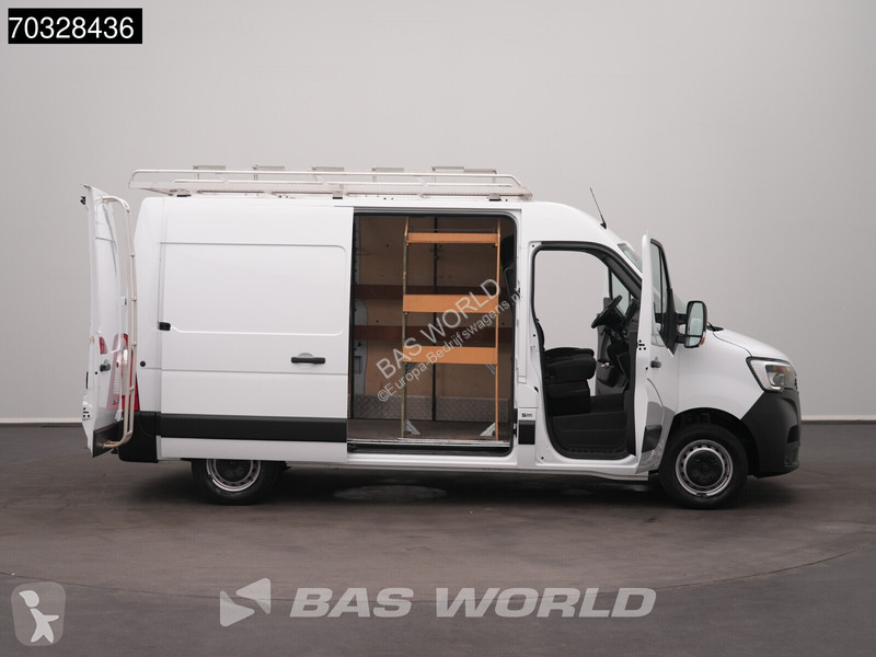 Лекотоварен автомобил Renault Glasresteel L2H2...