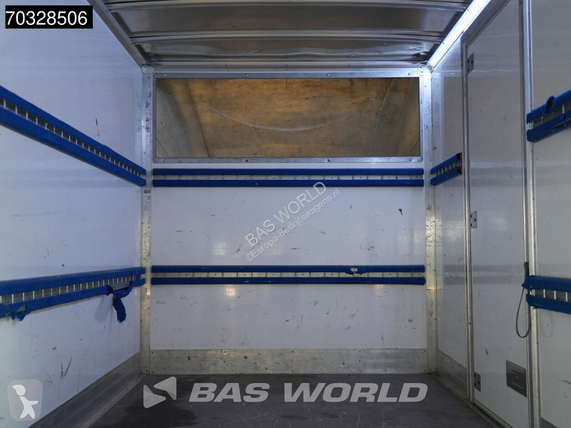 Лекотоварен автомобил Iveco 35C16 3.0L Automaat...