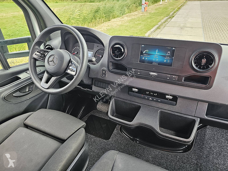عربة نفعية Mercedes 515 Bakwagen Laadklep!