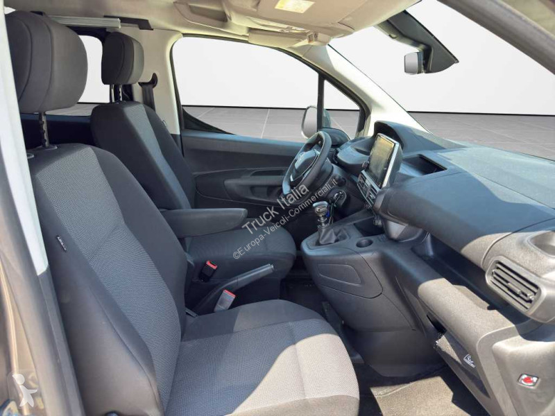 عربة نفعية Peugeot - mix 1.5 bluehdi 100cv L1...