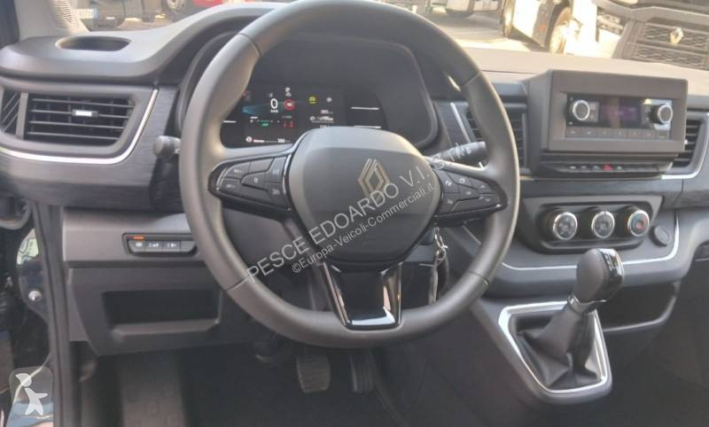 عربة نفعية Renault