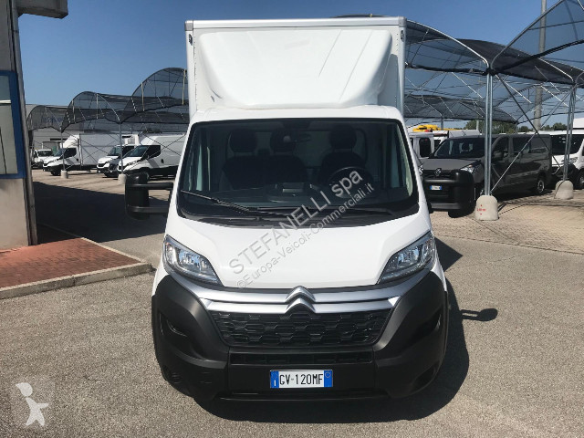 عربة نفعية Citroën Jumper 35 L4 2.2 bluehdi...