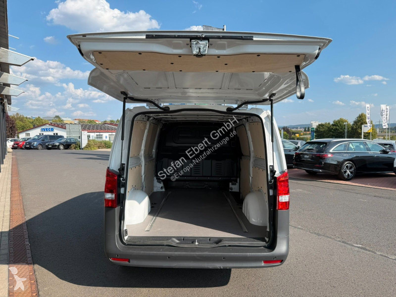 Furgoneta Mercedes Vito  9G Extral Klima Kamera...