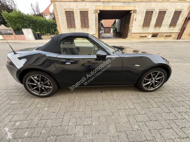 Samochód dostawczy Mazda Cabriolet (4) 2.0...