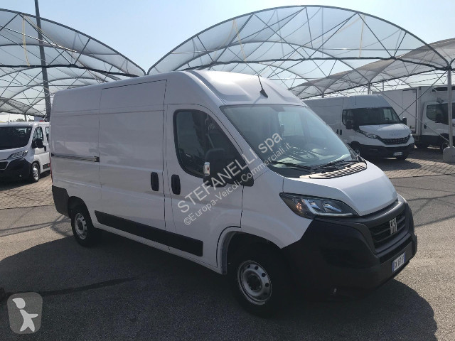 عربة نفعية Fiat Ducato 33 MH2 2.2 mjt3 120cv...