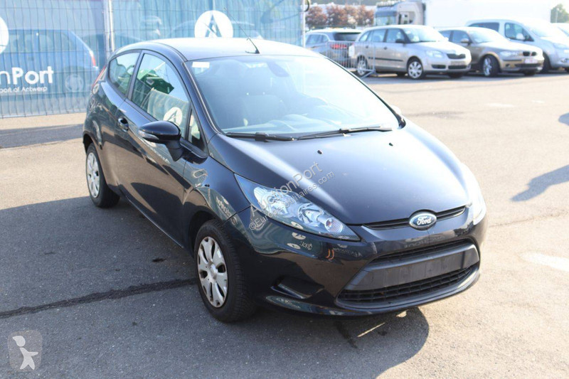 عربة نفعية Ford