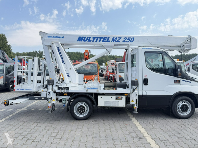 Furgoneta Iveco 35S14