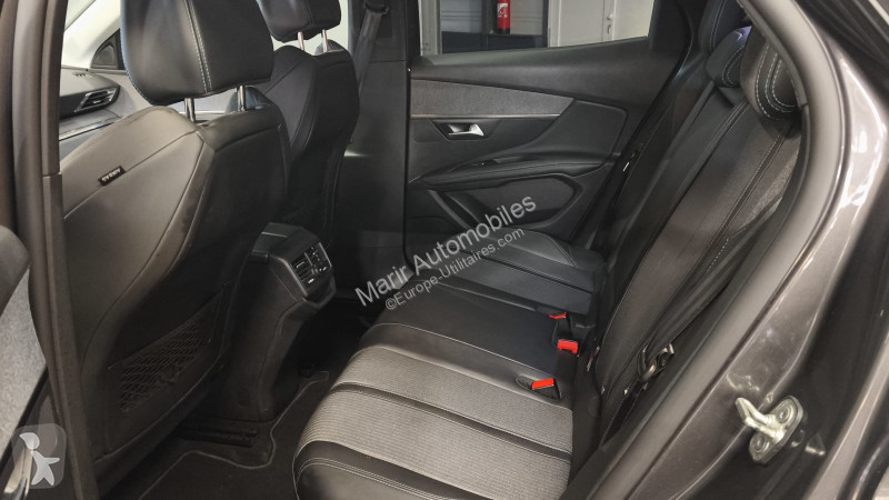 Samochód dostawczy Peugeot