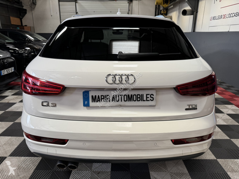 Véhicule utilitaire Audi Q3