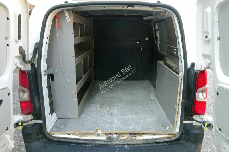 Véhicule utilitaire Peugeot PARTNER 1,5 HDI 100