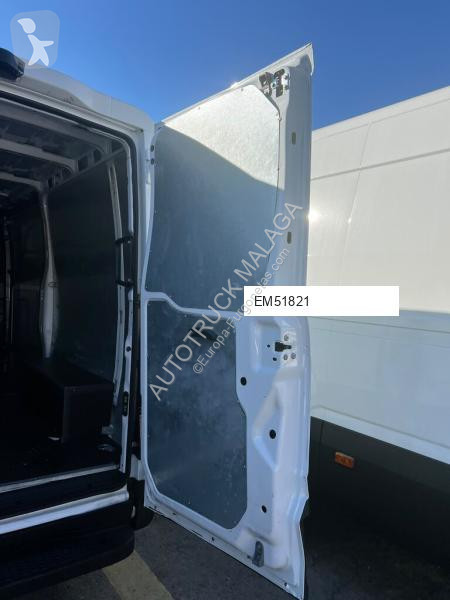Furgoneta Iveco 35-120