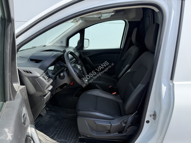 Samochód dostawczy Renault E-Tech 45kWh 122PK...
