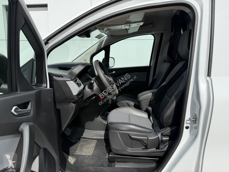 Furgoneta Renault E-Tech 45kWh 122PK L1...