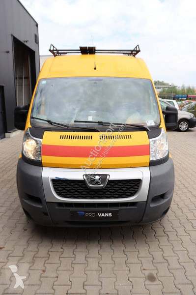 Véhicule utilitaire Peugeot