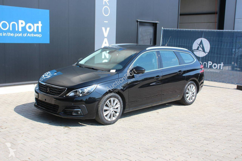عربة نفعية Peugeot