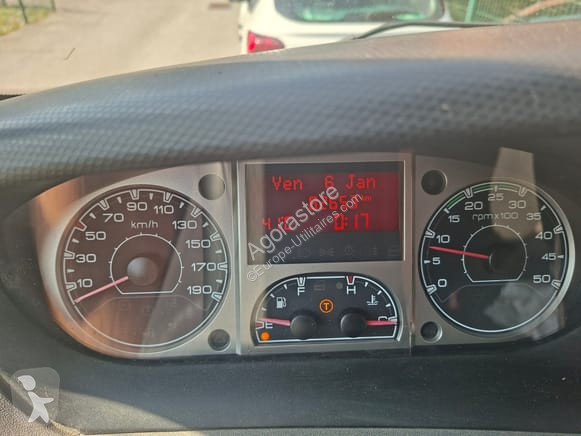 Véhicule utilitaire Iveco IVECO DAILY 3.0 16V