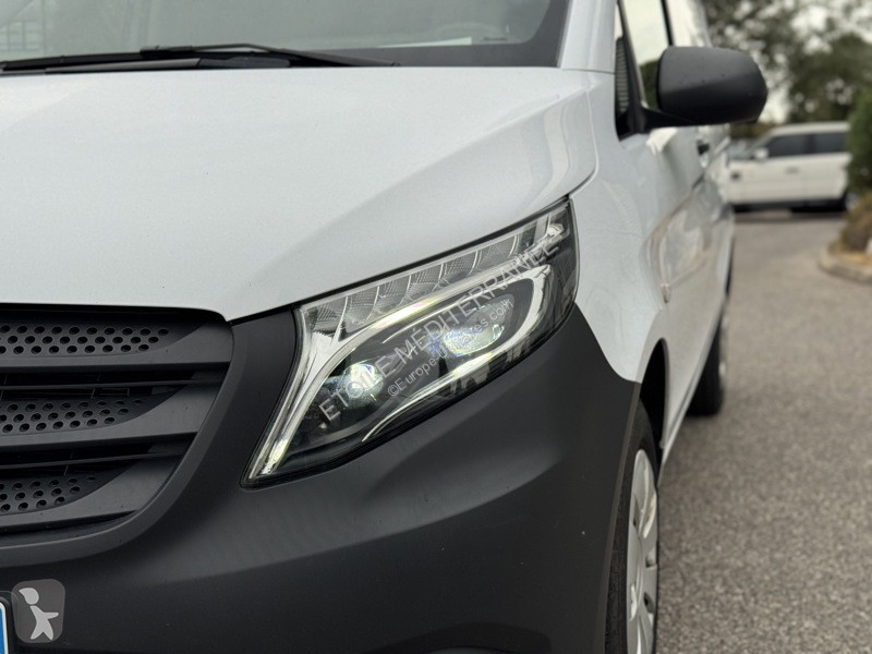 Véhicule utilitaire Mercedes Vito  Fourgon...