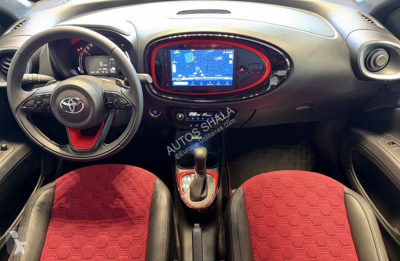 عربة نفعية Toyota AYGO X 1.0 VVT-I 72CH...