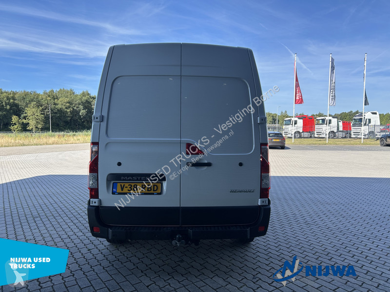 Furgoneta Renault T33 135 L2H2 Navigatie +...
