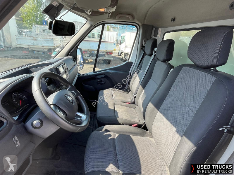 Samochód dostawczy Renault