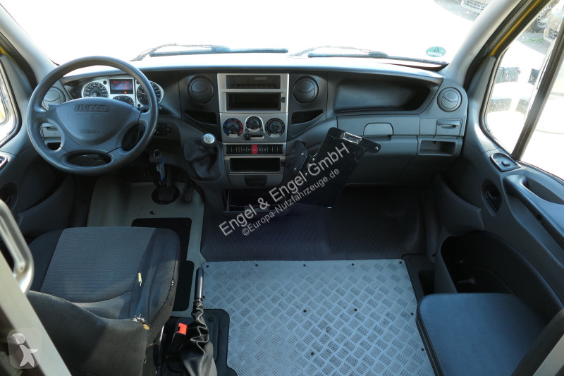 Nyttofordon Iveco Daily 35 S11 C30C AUTOMATIK...