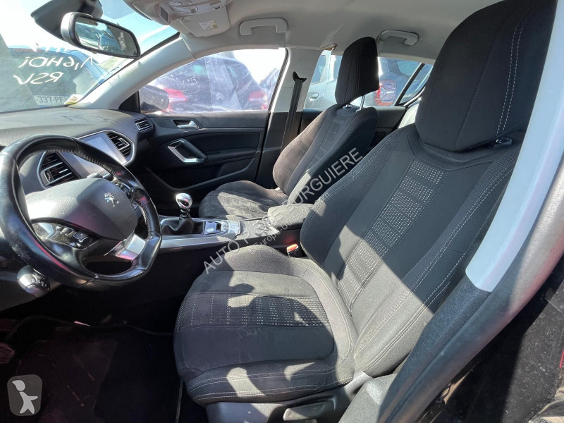 عربة نفعية Peugeot II 1.6 BlueHDi 120 Allure /...