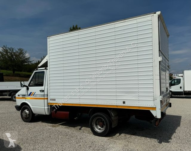 عربة نفعية Iveco 35-10  DIRECT IGNITION A...