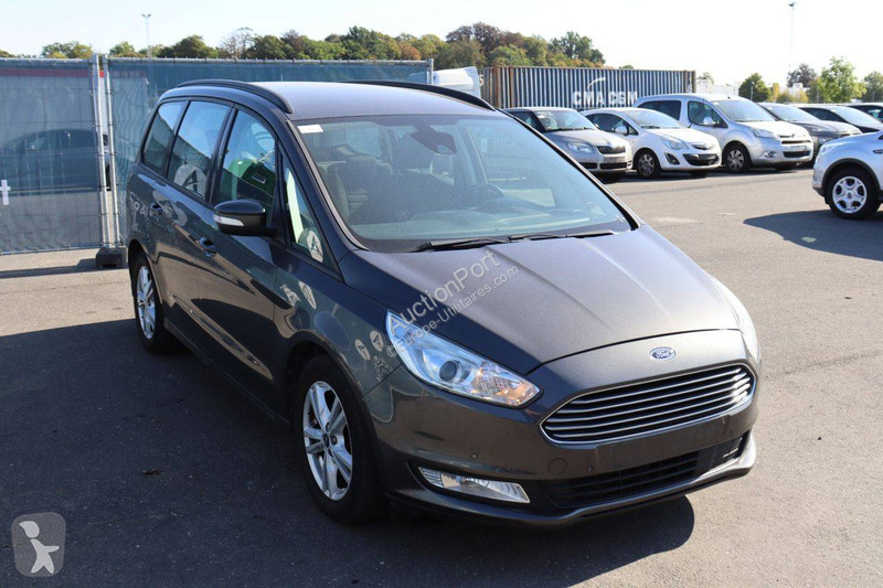 عربة نفعية Ford