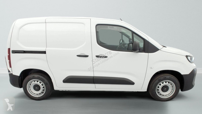 Véhicule utilitaire Peugeot Fourgon