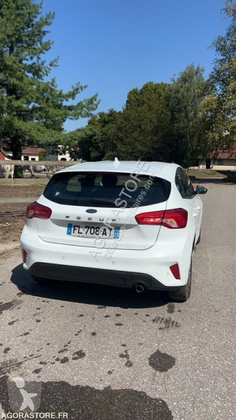 Véhicule utilitaire Ford FOCUS