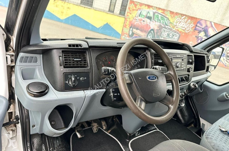 Furgoneta Ford