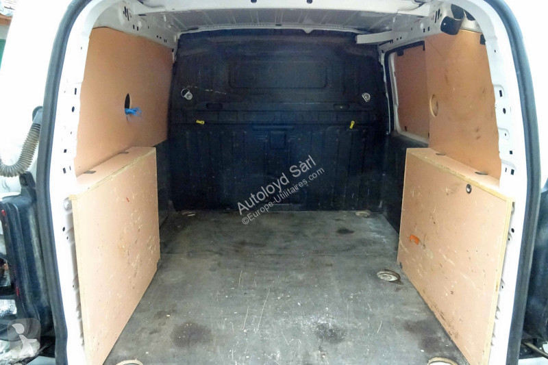Véhicule utilitaire Peugeot PARTNER 1,5 HDI 100