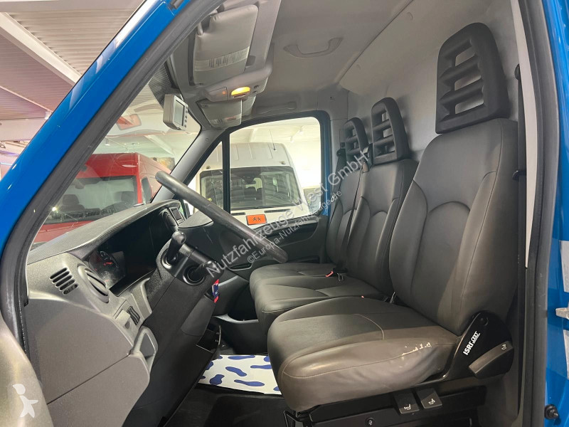 Furgoneta Iveco 35s13...