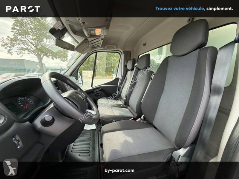 Samochód dostawczy Renault
