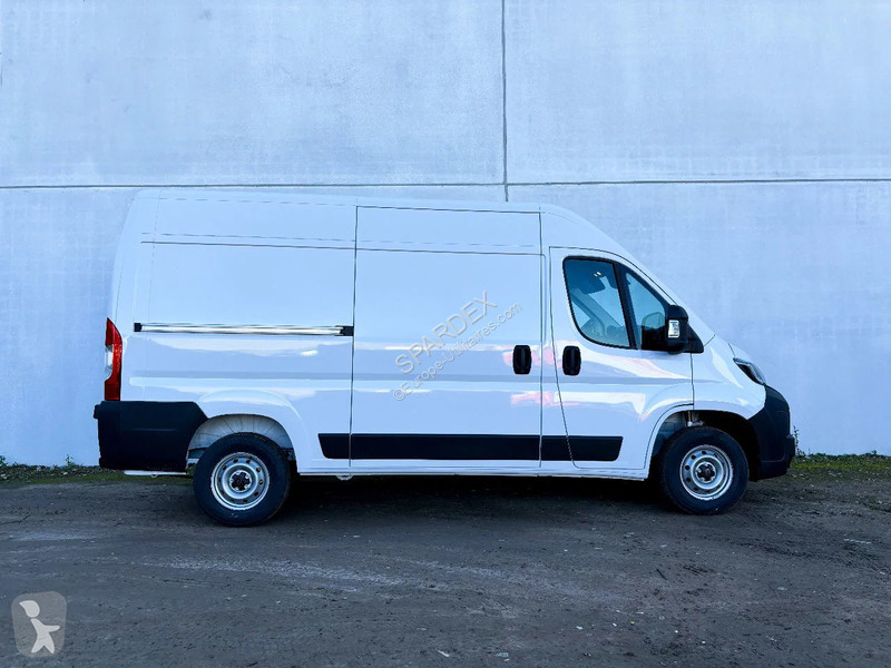 Furgoneta Peugeot L2H2 | Leasing