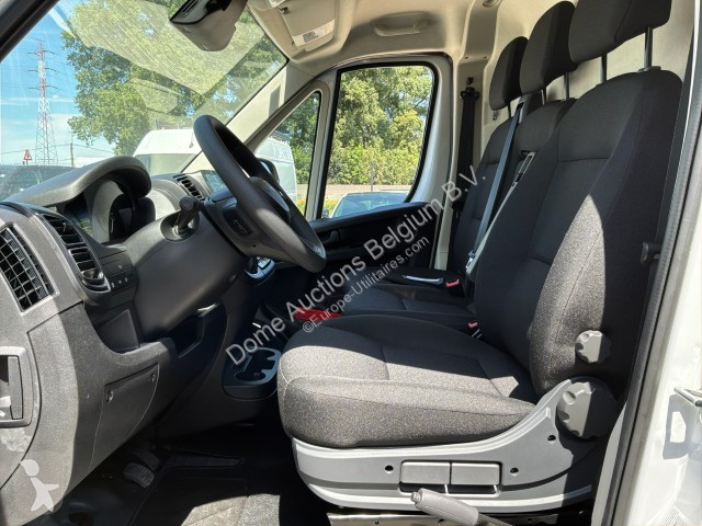 Furgoneta Peugeot BOXER L3H2 · 11