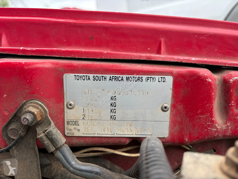 Toyota 4x4 4DW - 5 Seats - Manual Gearbox - 2.4...