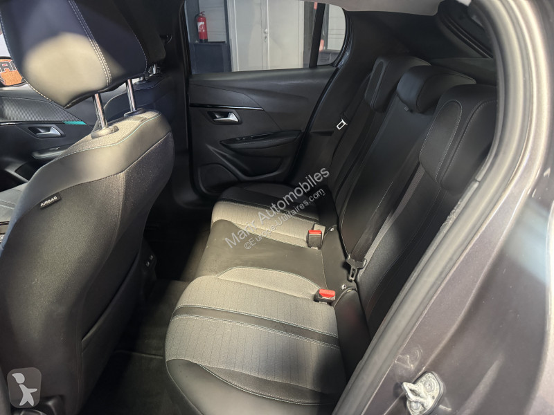 Véhicule utilitaire Peugeot 208