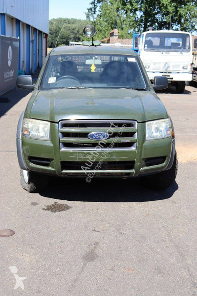 Véhicule utilitaire Ford