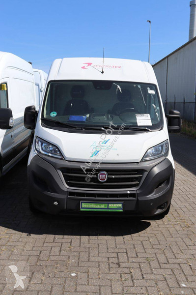 Véhicule utilitaire Fiat Maxi