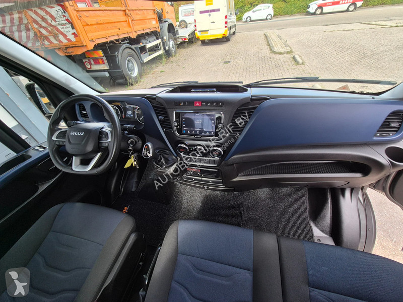 Furgoneta Iveco 35C18 N1/ Oprijwagen/ 2.3T...