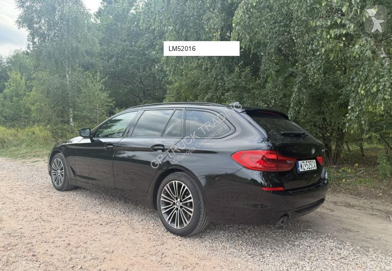Véhicule utilitaire BMW 525