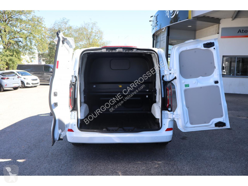 Véhicule utilitaire Ford