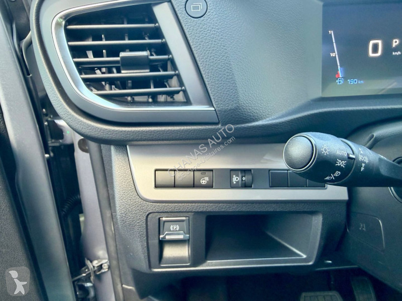 Véhicule utilitaire Peugeot XL 2.2 Diesel 180...