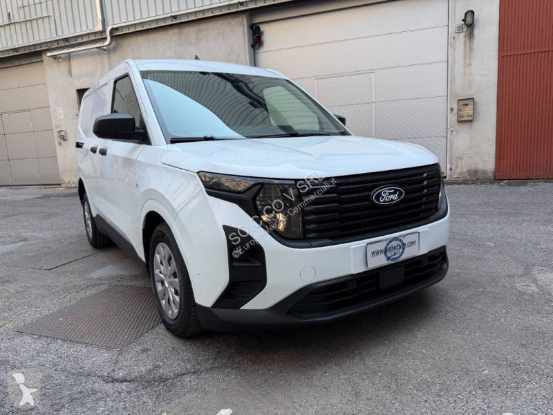 Комерційні автомобілі Ford